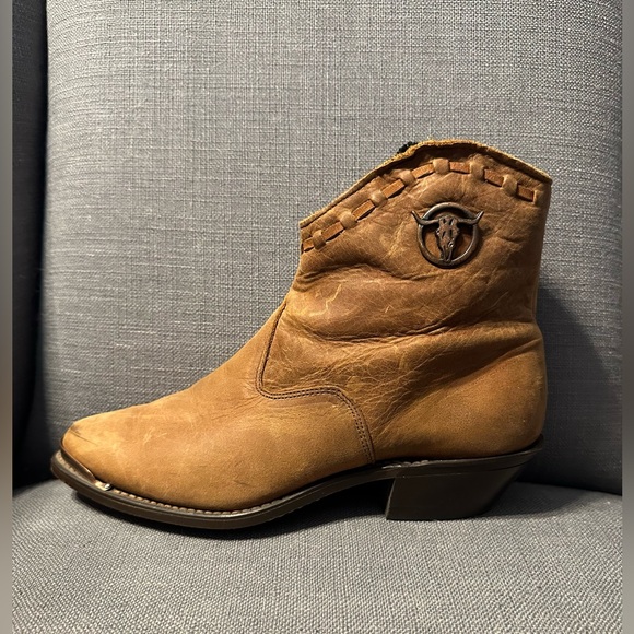 Laredo Western Mid Shoe Ankle Boots Longhorn Hardware Side Zip Booties size 6 - Picture 4 of 8